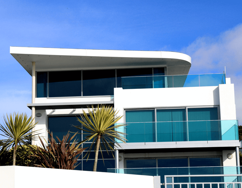 A White Curved House